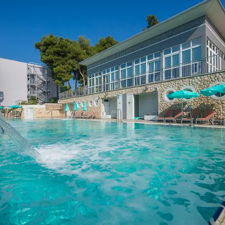 Hotel Family Vespera 4*
