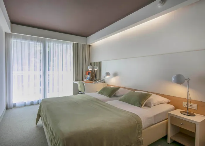 Hotel Family Vespera 4*