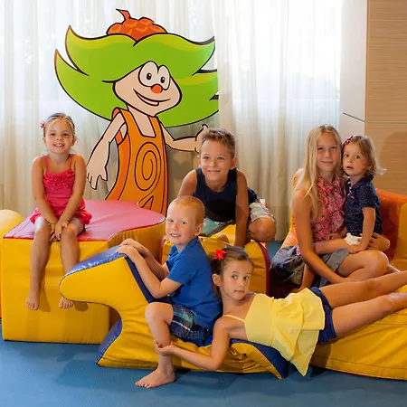 Family Vespera