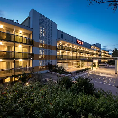 Family Vespera Hotel 4*