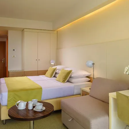 호텔 Family Vespera 말리로시니