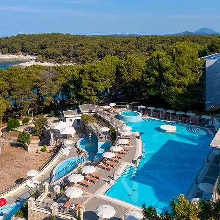 호텔 Family Vespera