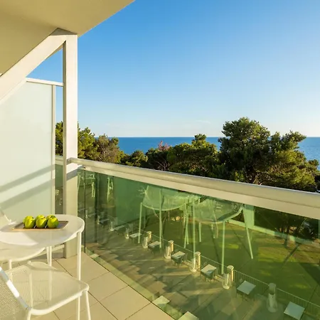 Family Vespera Hotel 4*