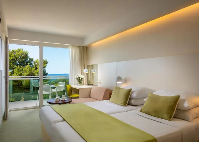 Family Vespera Hotel 4*